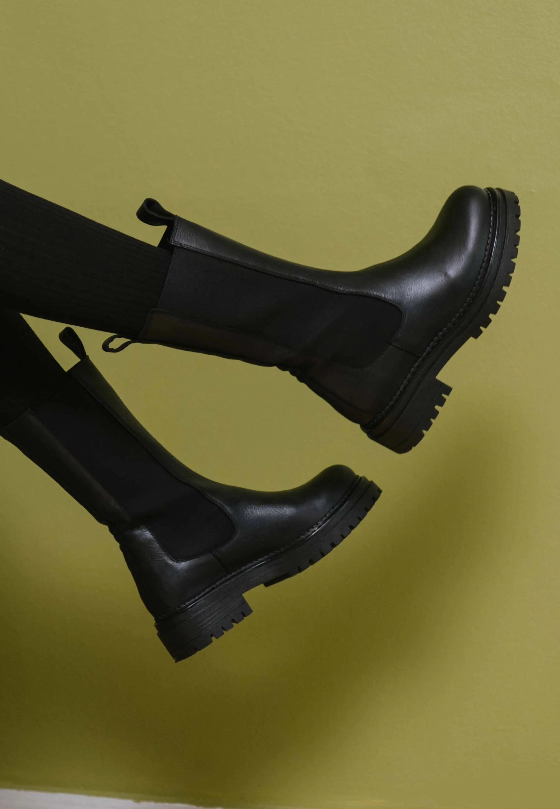 Cashannah Black High Chelsea Boot